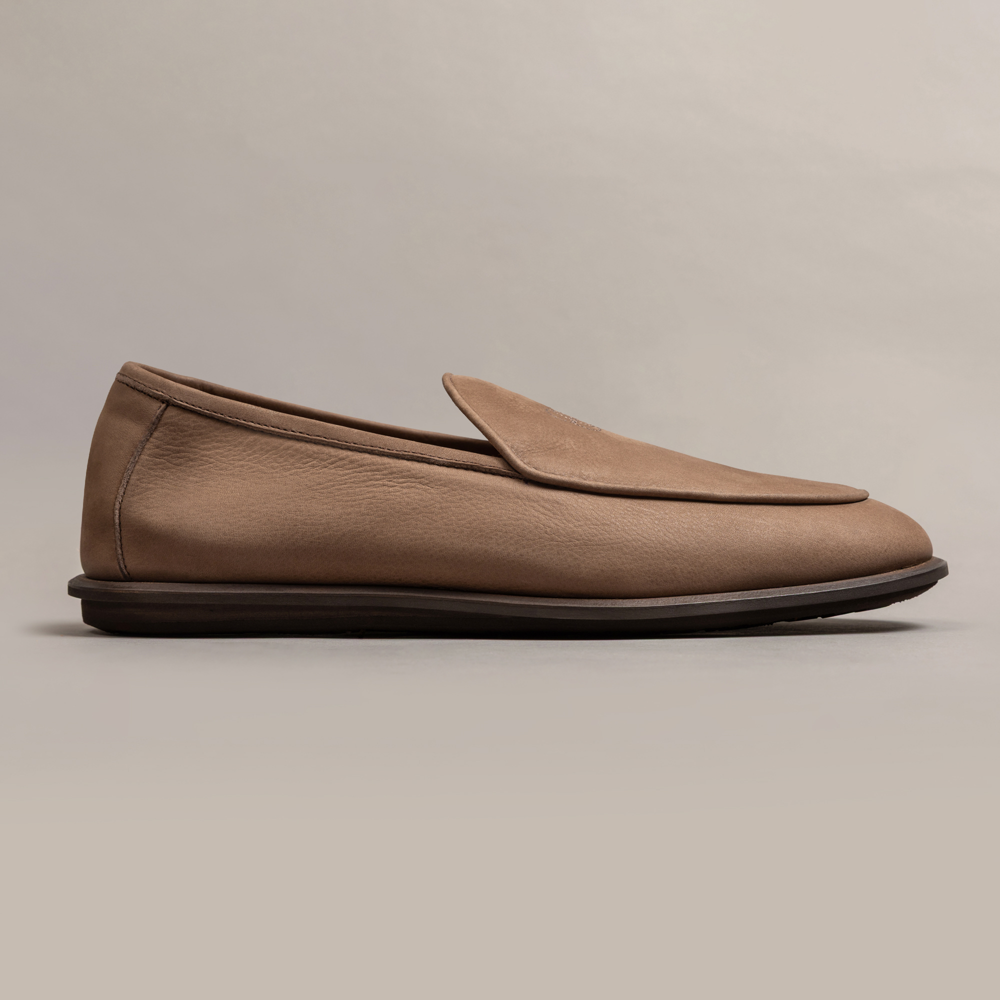 Mocassin beige perforé