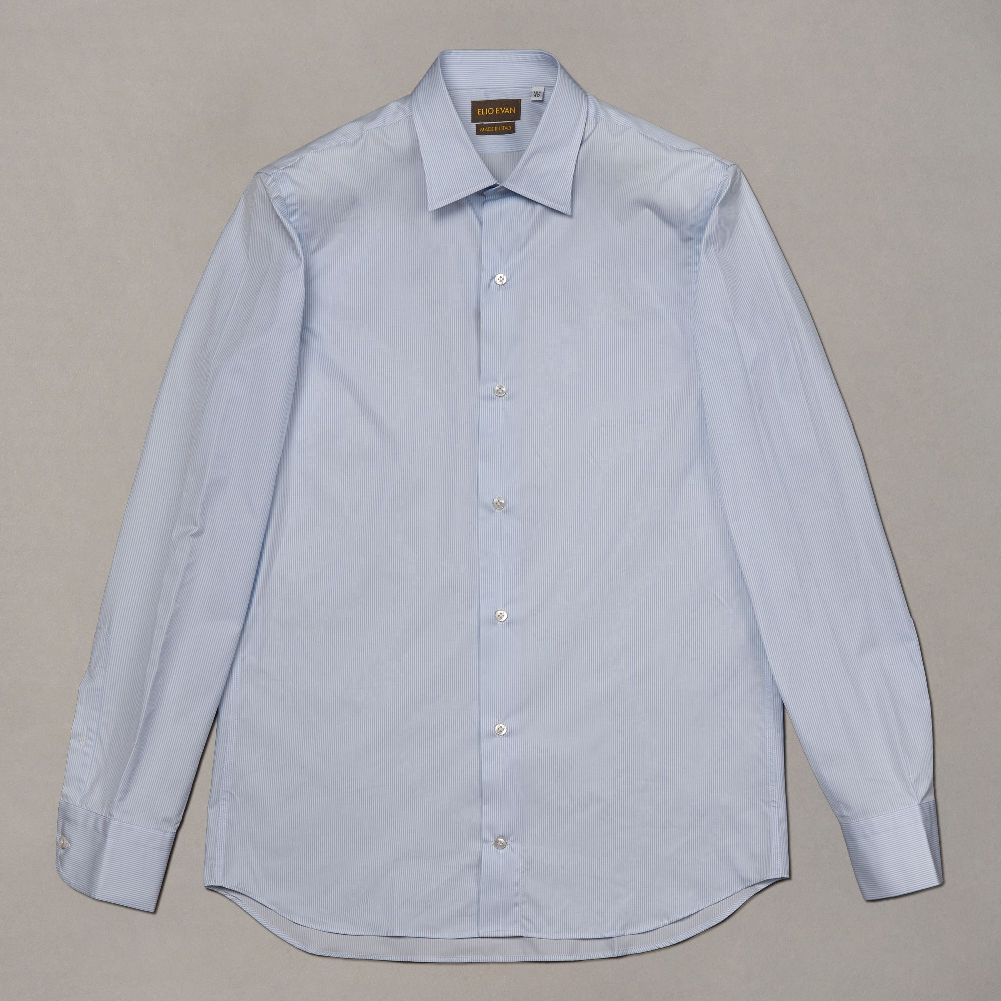 Camicia a righe con collo semi-pointed