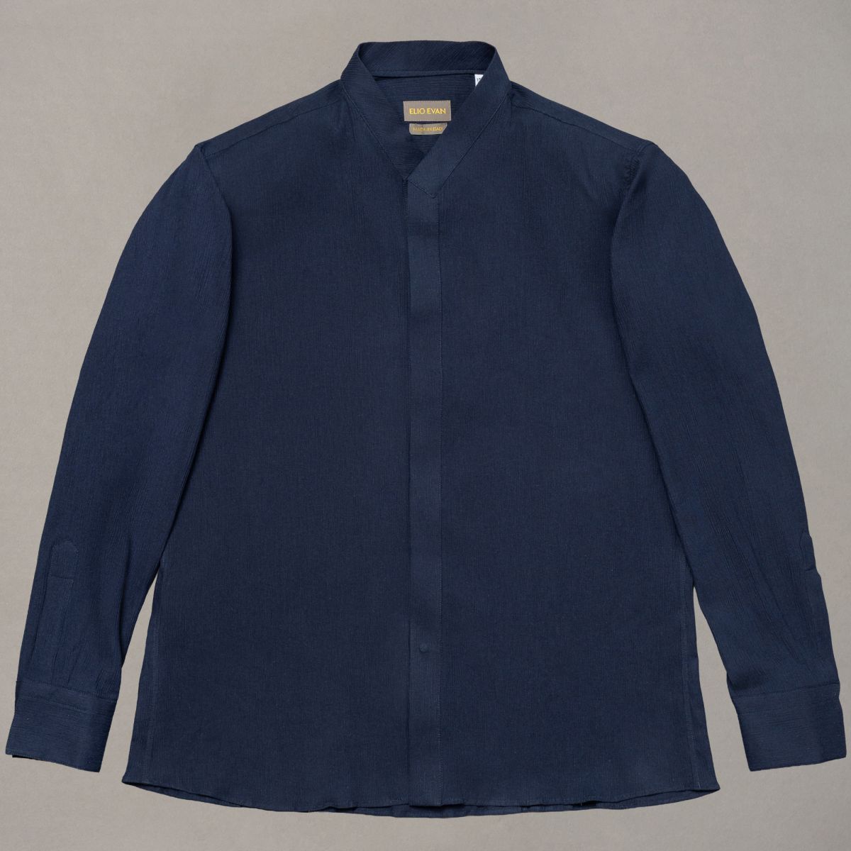 Chemise bleue jacquard à col montant