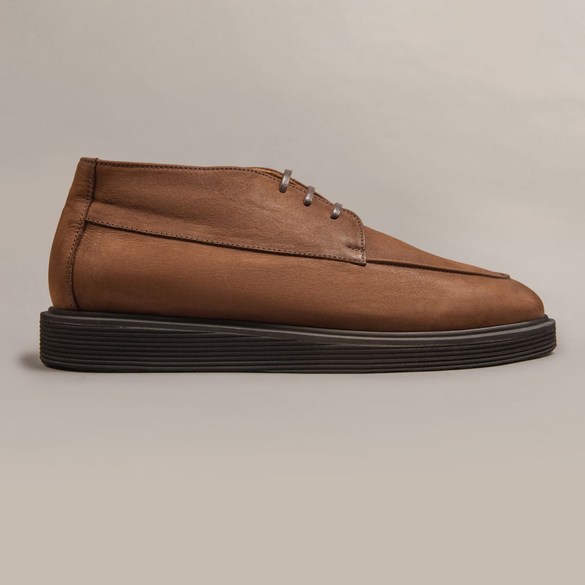 Καφέ Δερμάτινες Μπότες — Σόλα Vibram