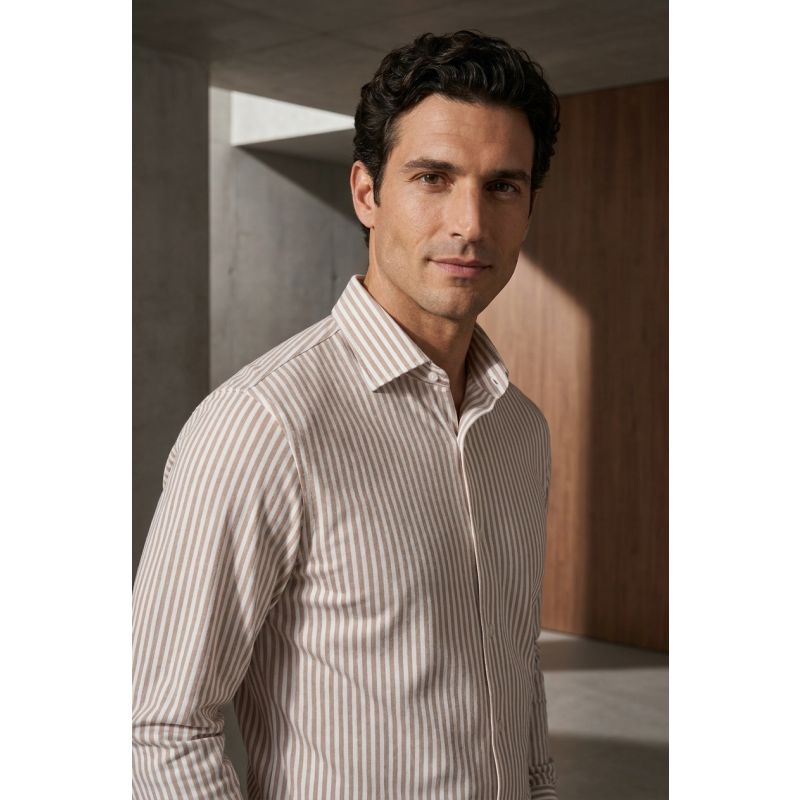 Chemise beige en coton-nylon — rayures